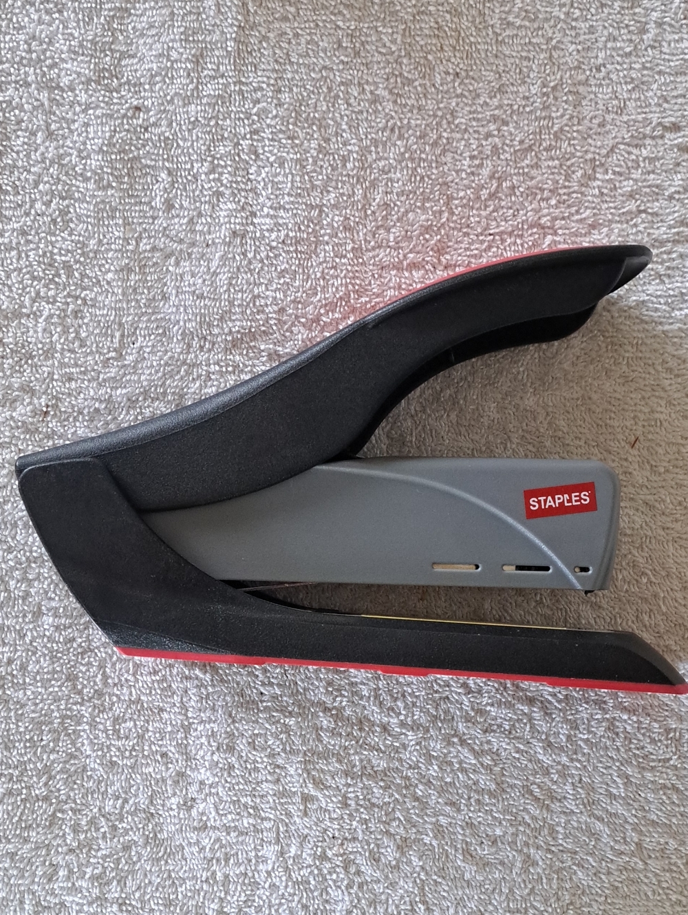 Staples One‑Touch Desktop Stapler